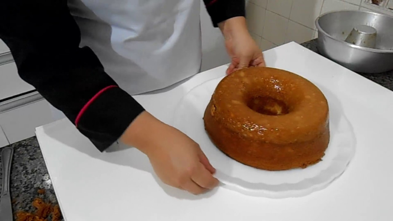 BOLO FÁCIL DE CHURROS INVERTIDO (JÁ SAI RECHEADO)