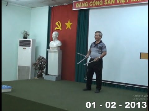 Video Kỷ niệm xưa - Lương y Thanh Biểu diễn góp vui tại Bệnh... - YouTube