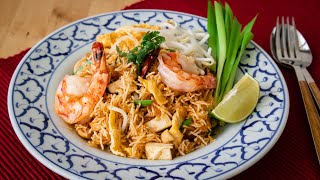 Crispy Pad Thai Recipe หมี่กรอบทรงเครื่อง - Mee Krob Song Kreuang