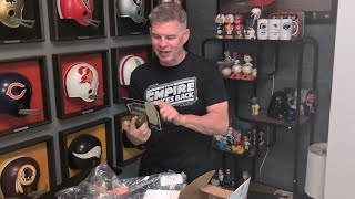 Opening a Sealed Gamorrean Guard from1983