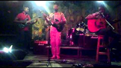 the muffinz live- come with me- Bohemian_00.AVI