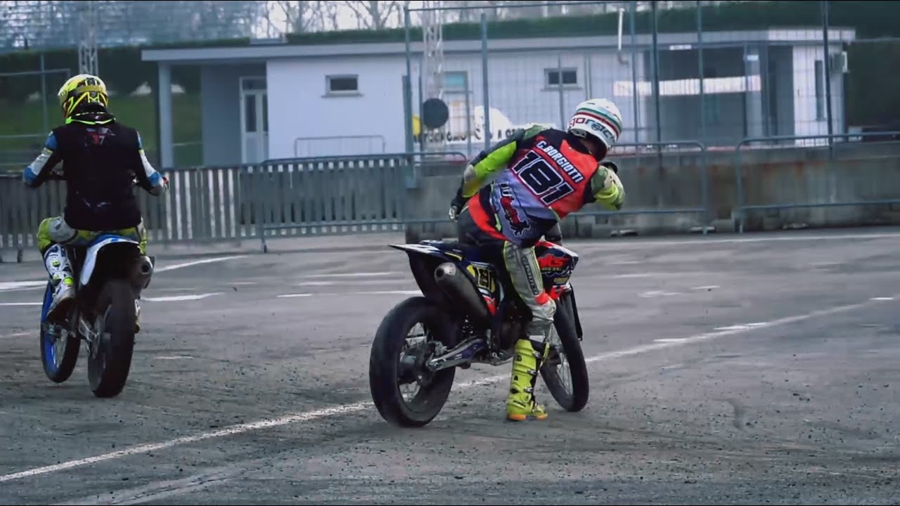 Offlimits Supermoto - Affronta il limite con cognizione