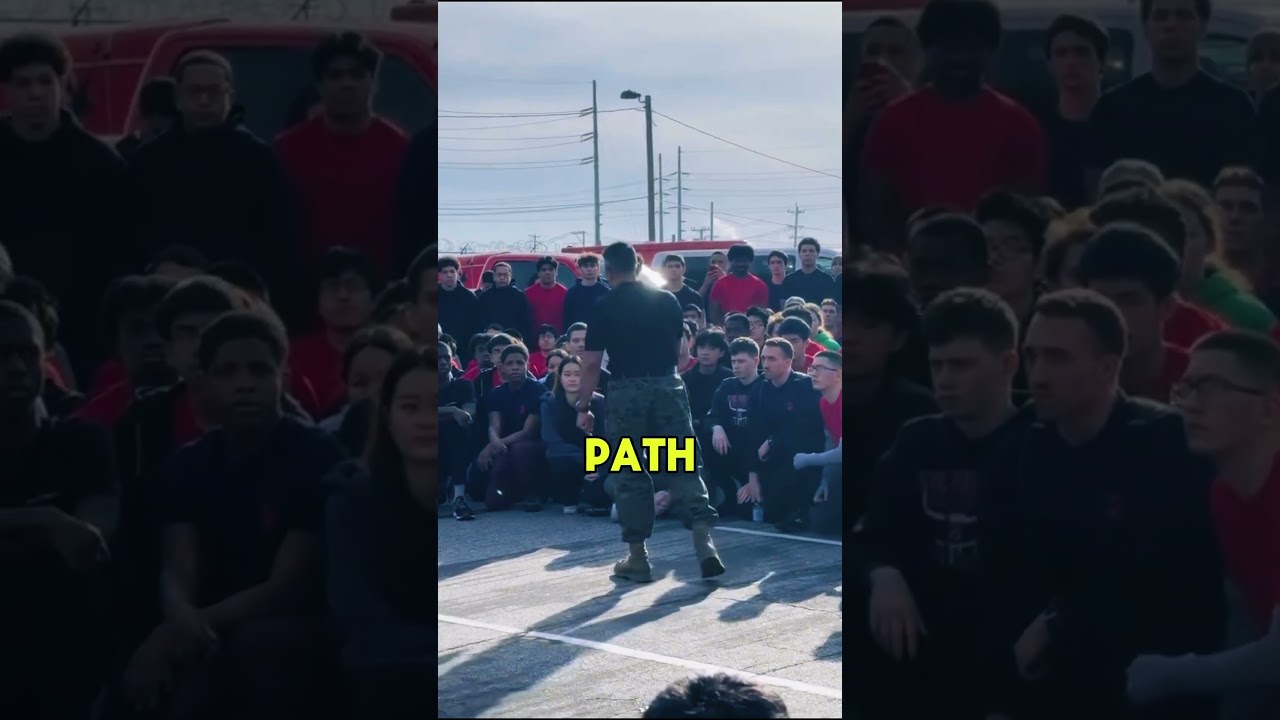 Старший сержант морской пехоты США Пол вдохновляет будущих морских пехотинцев 💪