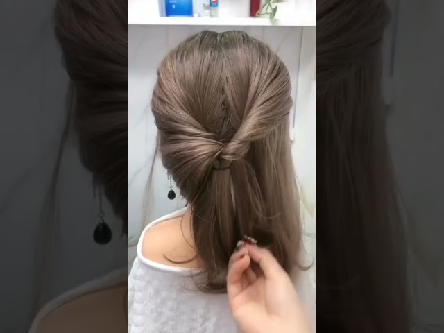 Perfect Bun Hairstyle for Short Hair: A Step-by-Step Guide 3 sddefault