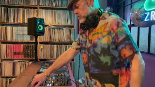 Download Lagu Dave Lee Record Room Live Session #5 MP3 Download Lagu Dave Lee Record Room Live Session #5 MP3