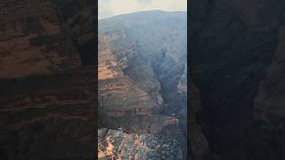 The Grand Canyon ثاني اكبر فالق ف العالم ( جبل شمس، سلطنة عمان )