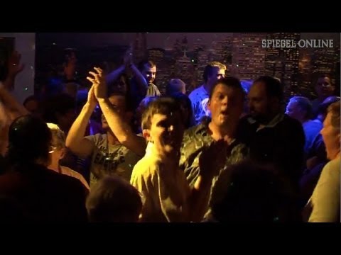 eintritt-nur-mit-handicap:-disco-für-behinderte---spiegel-tv