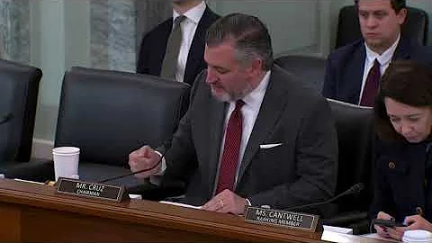 Tech Executives Testify on Internet Censorship