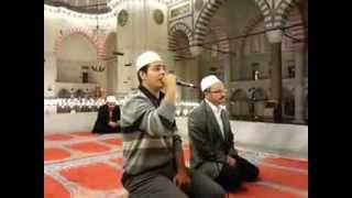 Hafız Habib İSPİRLİ Hocamızdan çok tatlı bir tilavet (Huvallahullezi) Süleymaniye Camii Resimi