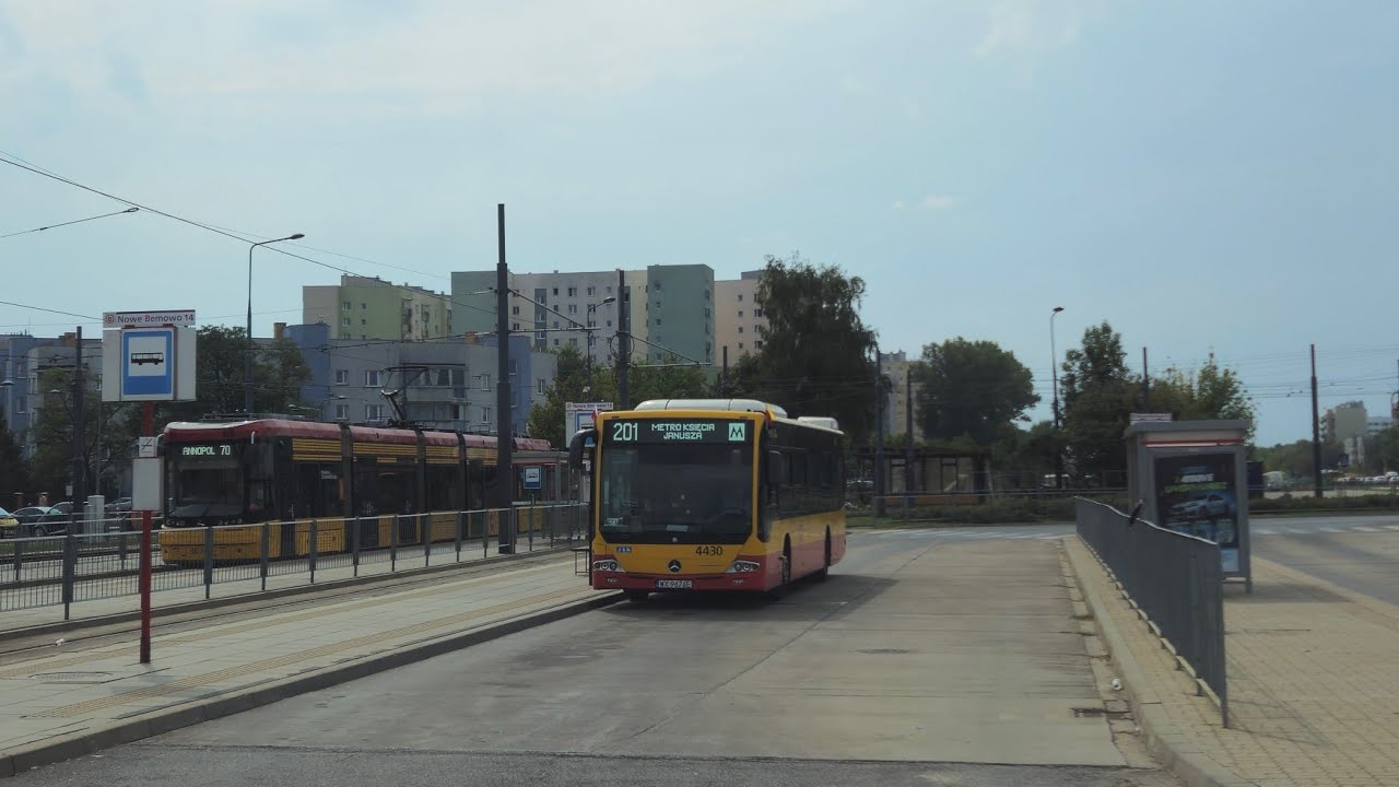 Linia 201 - Mercedes-Benz Conecto LF 