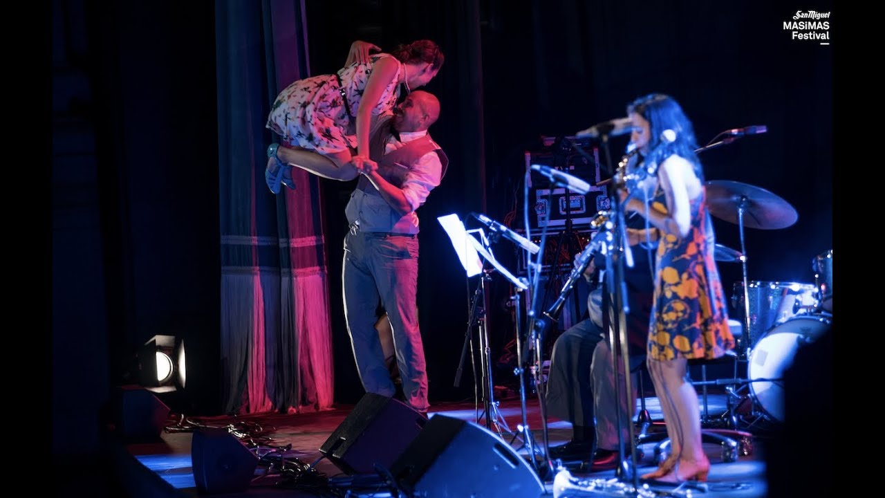 ANDREA MOTIS, TEATRE COLISEUM