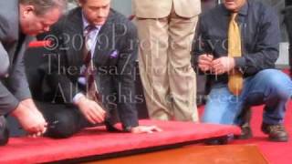 Robert Downey Jr. Hand Foot Print Ceremony Grauman's Chinese Theatre 12-7-09 RDJ Confronts Press