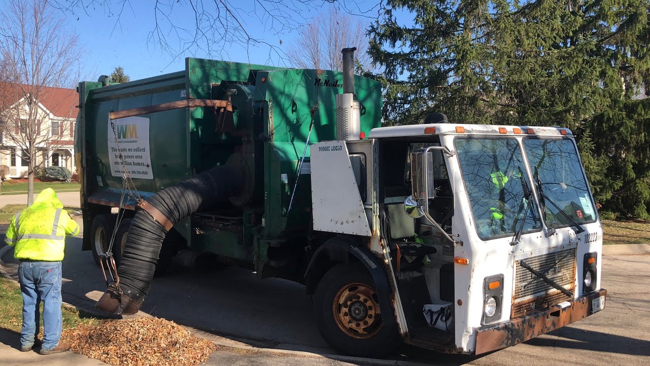 custom-leaf-vacuum-truck-waste-management-mack-le-mcneilus-m-a-youtube
