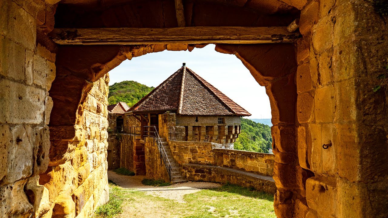 Nie ZERSTÖRT in vielen KRIEGEN - Burg Hohenrechberg #4k
