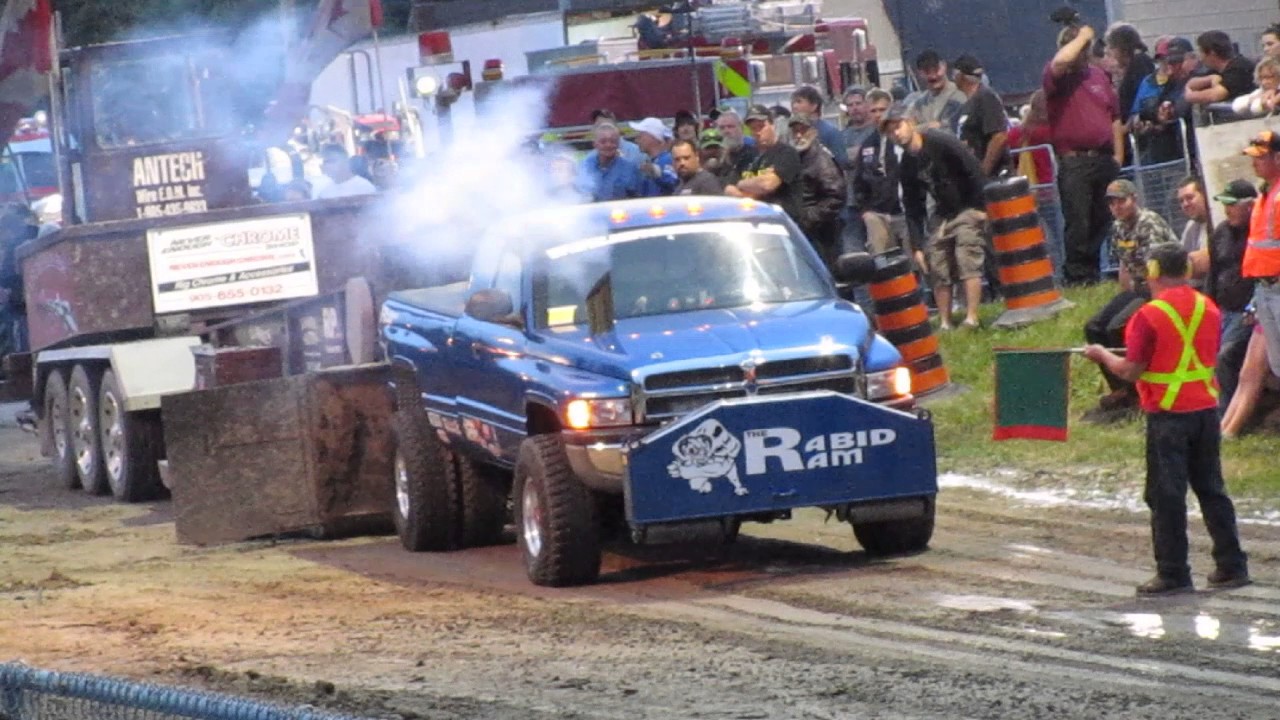 Dodge Diesel Cummins Truck and Tractor pull - Rabid Ram taking the hook ...