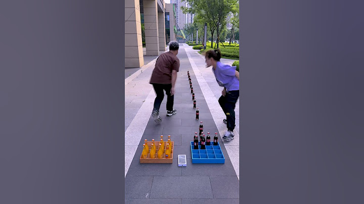 Drink Pickup Challenge, Speed ​​VS Strategy, who will win? #Funnyfamily#Partygames#Shorts#Challenge
