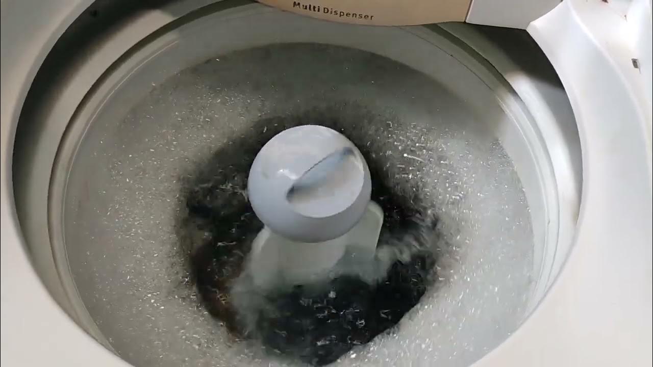 Qué hacer cuando la lavadora bota agua por debajo