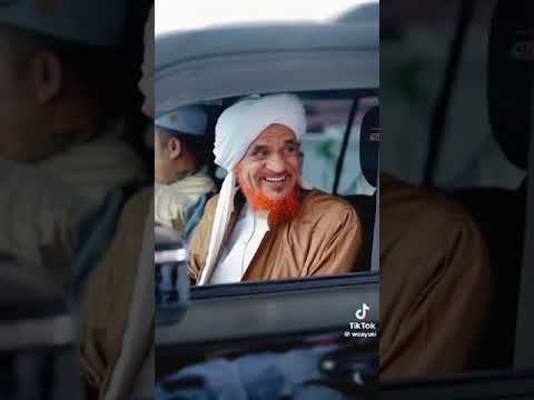 شيخنا المبارك الحبيب علي بن أبي بكر بن الشيخ أبي بكر بن سالم حفظه الله