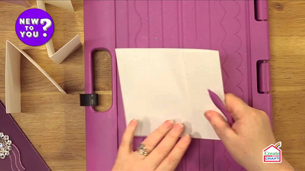 Making Different Card Folds Using a Score board with Leann Chivers