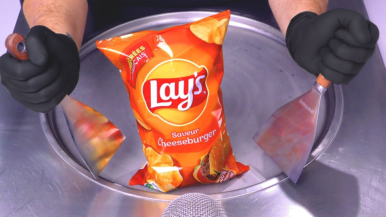 Lay's Cheeseburger flavored Potato Chips | ASMR Ice Cream Rolls 날치알