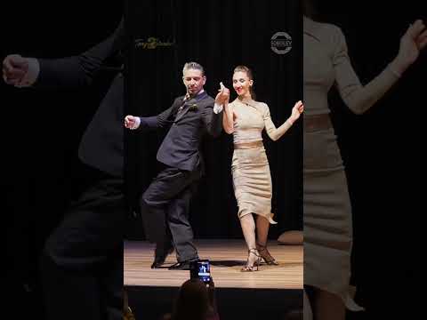 Chloe & Dionisis Theodoropoulos - Reliquias Porteñas