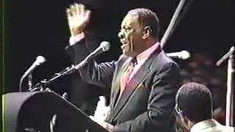 Rev. Lawrence Roberts (James Cleveland's funeral)