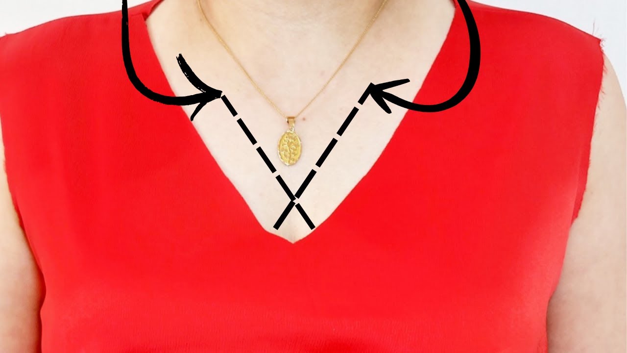 Transforming a wide neckline into a stunning new style! | DIY Sewing Trick💥