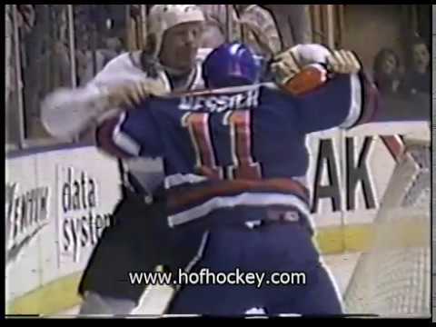 Edmonton Oilers on X: Tossing back another @Molson_Canadian #TBT to  birthday boy Mark Messier representing the #Oilers at the 1990 #NHLAllStar  game in Pittsburgh.  / X