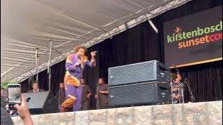 Mandisi Dyantyis singing Impumelelo