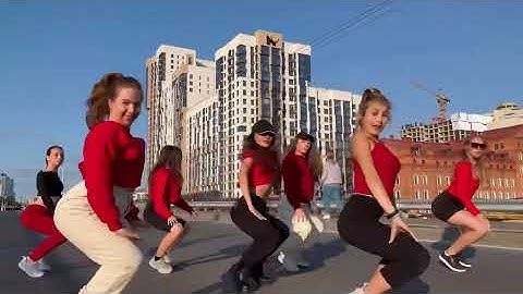 Lorna – Papi Chulo (Iam Lumoss Moombahton Remix) | Summer 2025 Party Banger