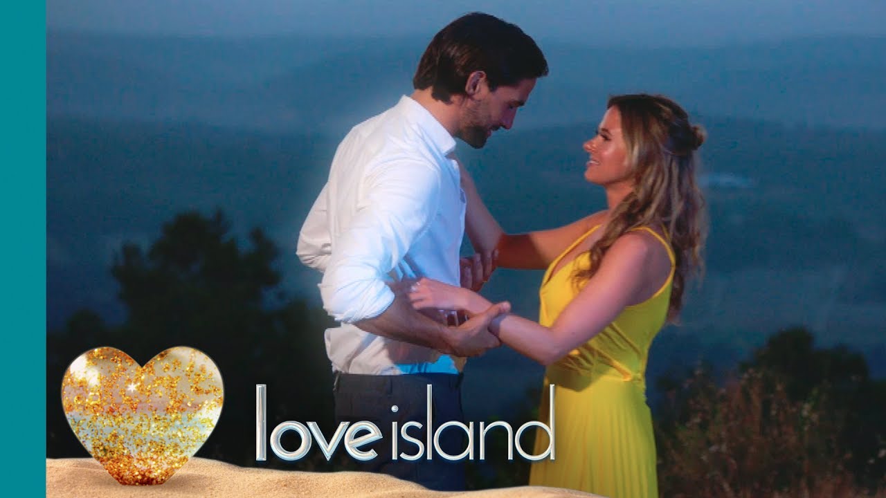 Jamie and Camilla: Dancing in the Moonlight | Love Island 2017