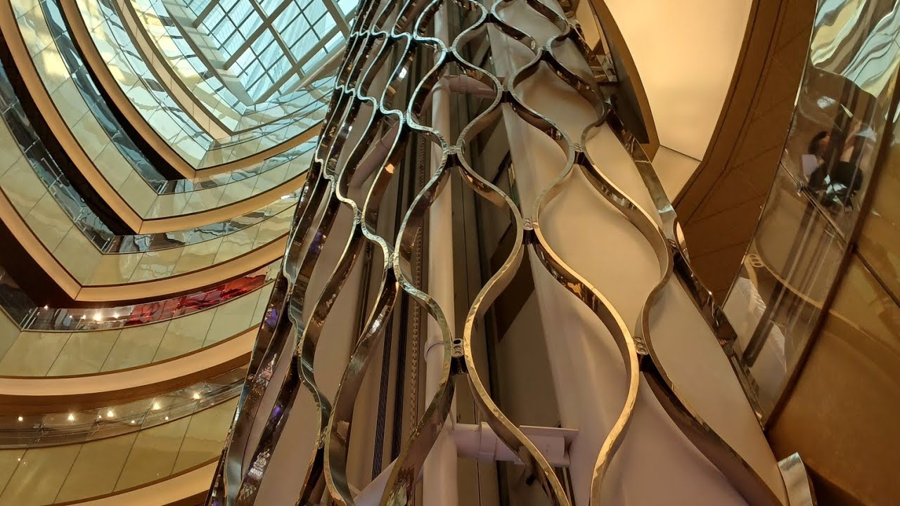 서울 송파구 잠실동 롯데월드몰 현대 엘리베이터 전망용 탑사기(1)