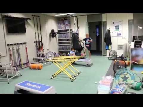 Voetbalopleiding - - -