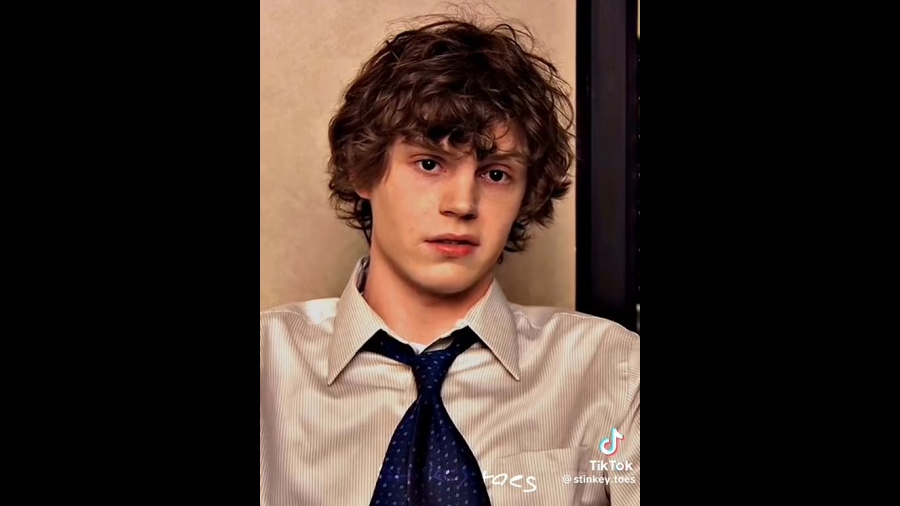 ⁣Evan Peters as Luke Cooper in the office super cute and adorable edit sweet 💞🌹💞