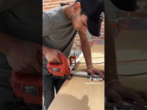 Video: ¿Puedes cortar plexiglás con una sierra caladora?