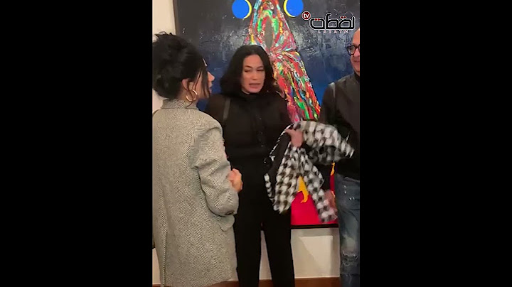 سلام حار بين هدى المفتى وهند صبري في معرض ماهر دياب التشكيلي