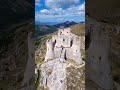 O INCRIVEL CASTELO MEDIEVAL EM ABRUZZO - ITALIA 🤯 #foryou #curiosidades
