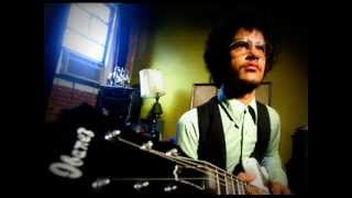 Noche Dia ; El trio de Omar Rodriguez Lopez chords