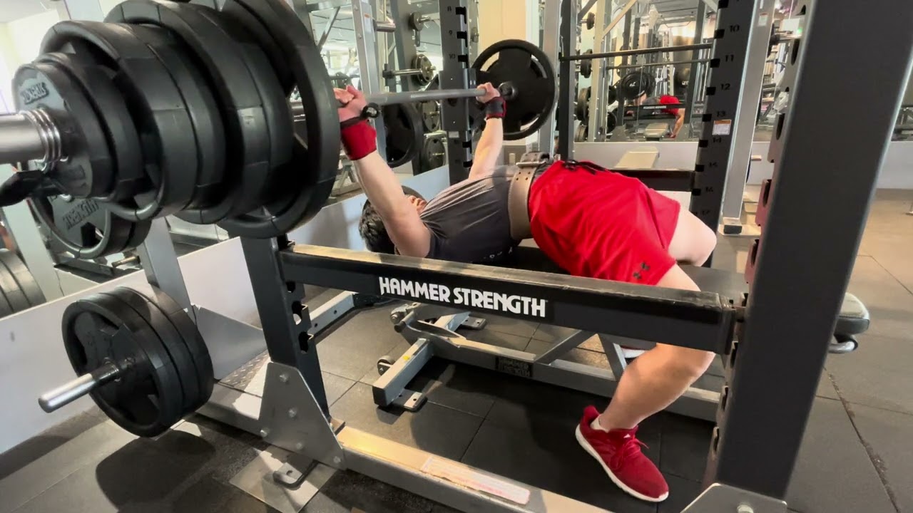 ベンチプレスmax挑戦127.5kg