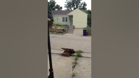 How to do a 180 barspin on a scooter