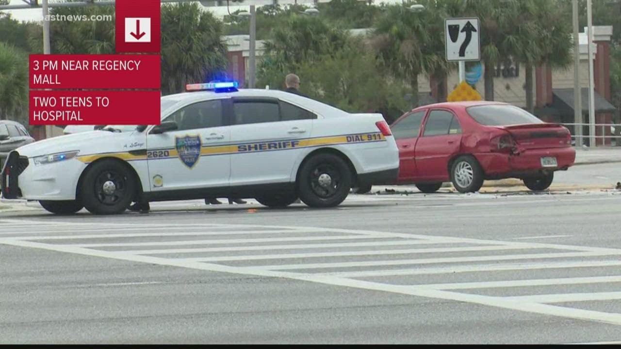 Police: 2 teens injured in crash involving JSO patrol vehicle - YouTube