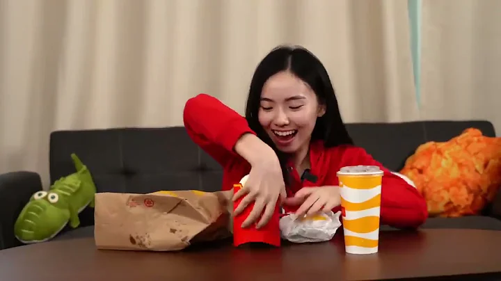 im_siowei! What We See VS What Mom Sees