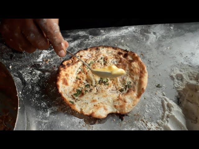 MOST BUTTERY KULCHAS Ever!! | Amritsari Paneer Kulcha | Indian Street Food | Aamchi Mumbai