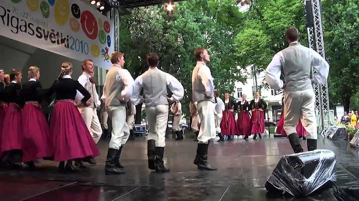Vērmanes dārza folkfestivāls „PAŠĀ RĪGAS VIDUCĪ" - dejas