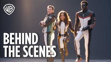 Superman | The Justice Gang | Behind the Scenes | Warner Bros. Entertainment