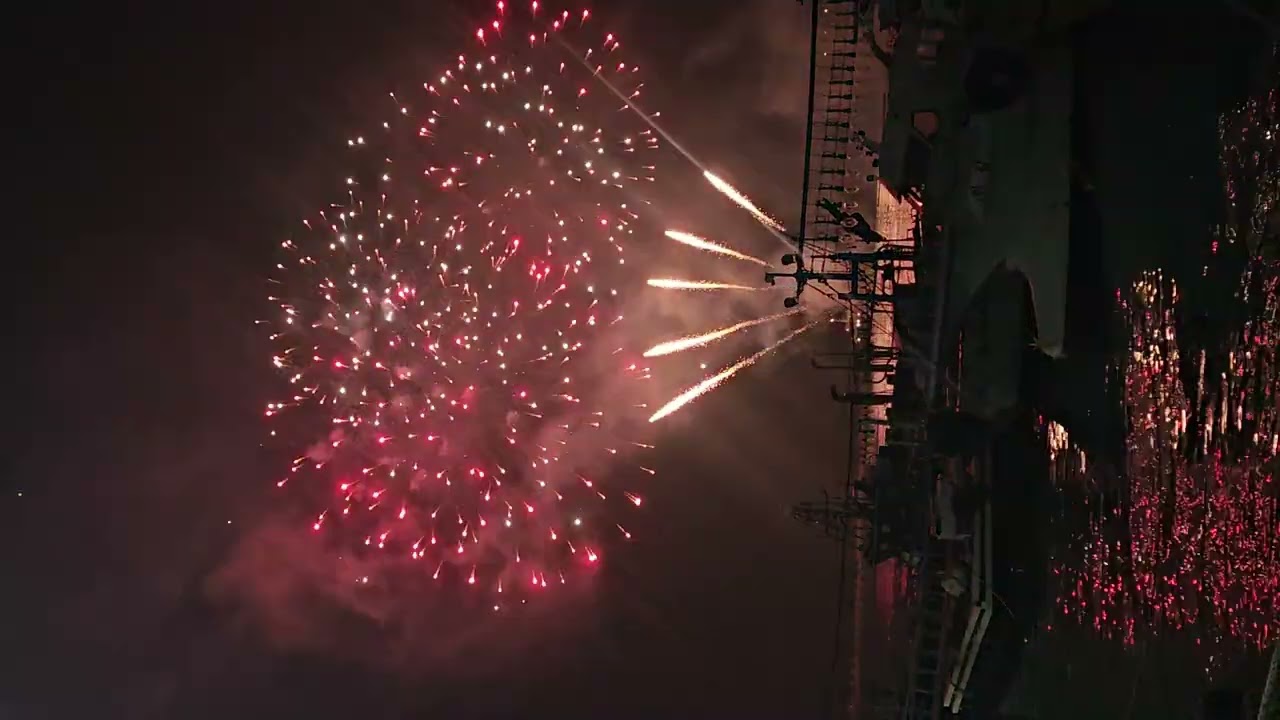 🇰🇷 와… 실제로 보면 소름 돋는 드론쇼 + 불꽃놀이 (고흥 축제) 하늘에 그림이 나타났다 이거 CG 아닙니다 실제 장면