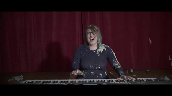 Laura Ryder Ampersand - Soda Pressing (Official Vi...