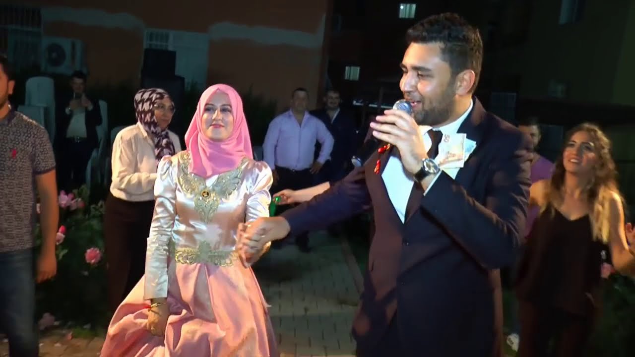 DAMATTAN NİŞAN SÜPRİZİ  7milyon izlenme !! DAMAT ŞARKI SÖYLÜYOR  EFSANE MİKROFON ONDA..