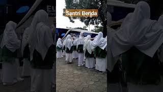 Santri? ya dong #viral #pondokpesantren #shorts