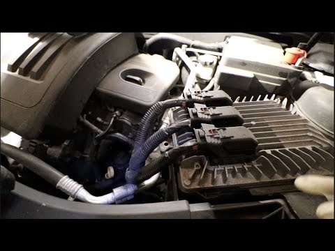 How to change a battery in a GMC Terrain (2014-18) - YouTube